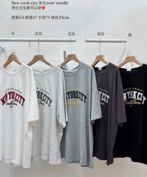 薄英文寬鬆tee