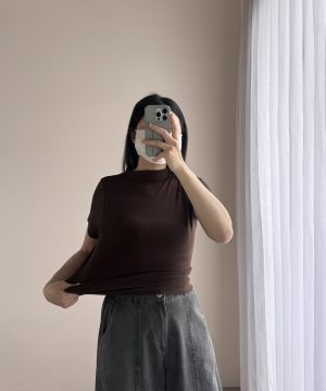 好看鼠！合身彈性上衣  不勒肉